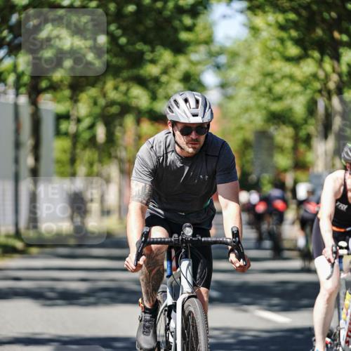 09.08.2026 - GEWOBA Citytriathlon Bremen Michael Burmester http://msf.ph/oto/9948723 09.08.2026 12:39:46 Radfahren 612, 693, 834, 840, 871, 896, 923, 998, 1154 meine-sportfotos.de