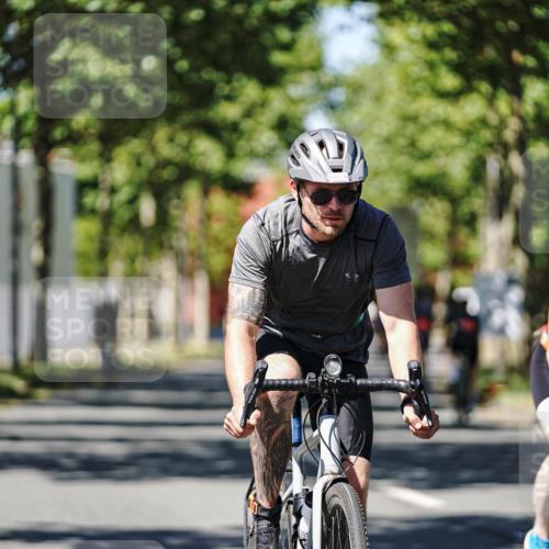 09.08.2026 - GEWOBA Citytriathlon Bremen Michael Burmester http://msf.ph/oto/9948724 09.08.2026 12:39:46 Radfahren 612, 693, 834, 840, 871, 896, 923, 998, 1154 meine-sportfotos.de