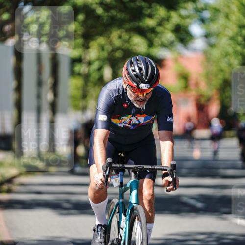 09.08.2026 - GEWOBA Citytriathlon Bremen Michael Burmester http://msf.ph/oto/9948728 09.08.2026 12:39:51 Radfahren 693, 696, 796, 834, 840, 871, 896, 923, 972, 998, 1154 meine-sportfotos.de
