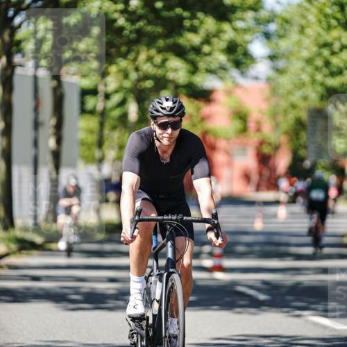 09.08.2026 - GEWOBA Citytriathlon Bremen Michael Burmester http://msf.ph/oto/9948733 09.08.2026 12:39:55 Radfahren 675, 693, 696, 796, 840, 876, 923, 968, 972, 998, 1012, 1120, 1154 meine-sportfotos.de