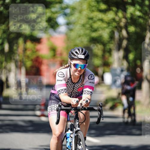 09.08.2026 - GEWOBA Citytriathlon Bremen Michael Burmester http://msf.ph/oto/9948760 09.08.2026 12:40:12 Radfahren 626, 675, 761, 789, 876, 953, 968, 1012, 1115, 1120, 1127, 1132 meine-sportfotos.de