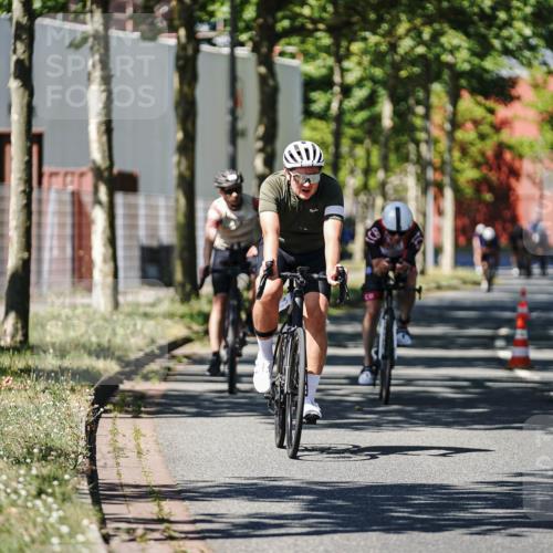 09.08.2026 - GEWOBA Citytriathlon Bremen Michael Burmester http://msf.ph/oto/9948765 09.08.2026 12:40:15 Radfahren 626, 743, 761, 789, 953, 1115, 1120, 1127, 1132 meine-sportfotos.de