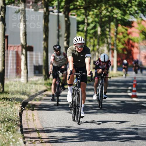 09.08.2026 - GEWOBA Citytriathlon Bremen Michael Burmester http://msf.ph/oto/9948766 09.08.2026 12:40:16 Radfahren 626, 743, 761, 789, 953, 1115, 1127, 1132 meine-sportfotos.de