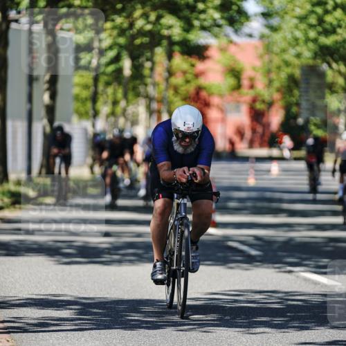 09.08.2026 - GEWOBA Citytriathlon Bremen Michael Burmester http://msf.ph/oto/9948777 09.08.2026 12:40:22 Radfahren 626, 671, 707, 743, 761, 789, 809, 819, 888, 953, 954, 1115, 1127 meine-sportfotos.de