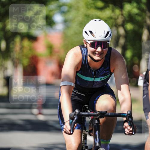 09.08.2026 - GEWOBA Citytriathlon Bremen Michael Burmester http://msf.ph/oto/9948789 09.08.2026 12:40:29 Radfahren 626, 671, 701, 707, 743, 789, 809, 819, 888, 919, 953, 954, 1127, 1136 meine-sportfotos.de