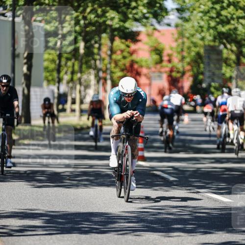 09.08.2026 - GEWOBA Citytriathlon Bremen Michael Burmester http://msf.ph/oto/9948812 09.08.2026 12:41:01 Radfahren 586, 601, 620, 644, 774, 800, 848, 889, 956, 1131 meine-sportfotos.de