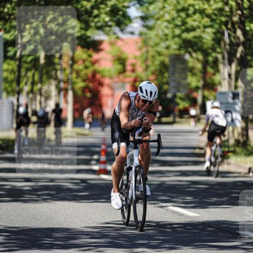 09.08.2026 - GEWOBA Citytriathlon Bremen Michael Burmester http://msf.ph/oto/9948827 09.08.2026 12:41:19 Radfahren 548, 702, 711, 858, 982, 1020 meine-sportfotos.de