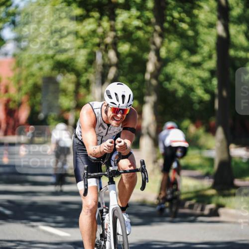 09.08.2026 - GEWOBA Citytriathlon Bremen Michael Burmester http://msf.ph/oto/9948828 09.08.2026 12:41:19 Radfahren 548, 702, 711, 858, 982, 1020 meine-sportfotos.de