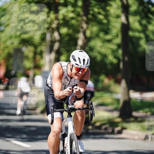 09.08.2026 - GEWOBA Citytriathlon Bremen Michael Burmester http://msf.ph/oto/9948829 09.08.2026 12:41:19 Radfahren 548, 702, 711, 858, 982, 1020 meine-sportfotos.de