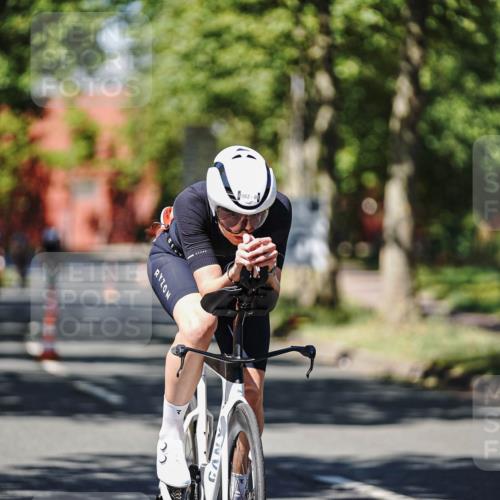 09.08.2026 - GEWOBA Citytriathlon Bremen Michael Burmester http://msf.ph/oto/9948831 09.08.2026 12:41:22 Radfahren 548, 702, 711, 740, 858, 982, 1020 meine-sportfotos.de