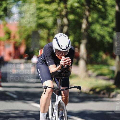09.08.2026 - GEWOBA Citytriathlon Bremen Michael Burmester http://msf.ph/oto/9948832 09.08.2026 12:41:22 Radfahren 548, 702, 711, 740, 858, 982, 1020 meine-sportfotos.de