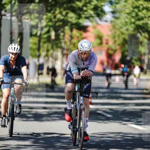09.08.2026 - GEWOBA Citytriathlon Bremen Michael Burmester http://msf.ph/oto/9948846 09.08.2026 12:41:32 Radfahren 548, 602, 702, 711, 740, 767, 915, 933, 940, 982, 1020, 1159 meine-sportfotos.de