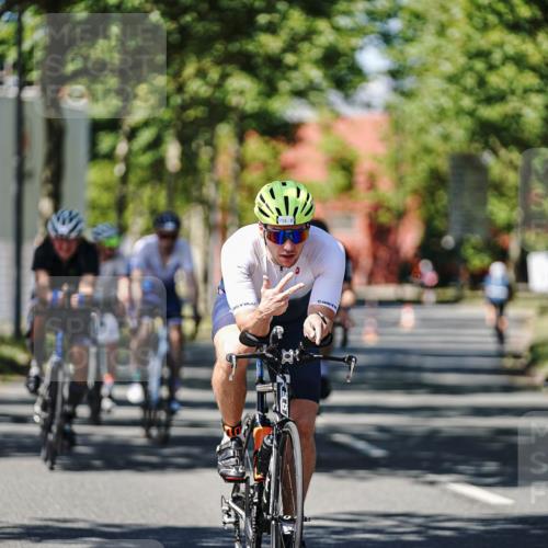 09.08.2026 - GEWOBA Citytriathlon Bremen Michael Burmester http://msf.ph/oto/9948859 09.08.2026 12:41:44 Radfahren 578, 718, 731, 766, 767, 873, 915, 933, 940, 1121, 1123, 1159 meine-sportfotos.de