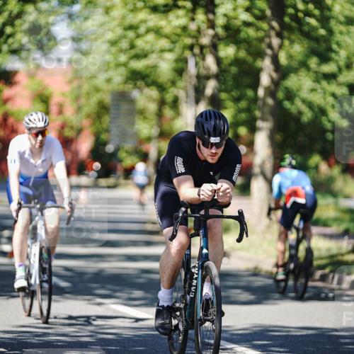 09.08.2026 - GEWOBA Citytriathlon Bremen Michael Burmester http://msf.ph/oto/9948861 09.08.2026 12:41:45 Radfahren 578, 718, 731, 766, 767, 873, 915, 933, 940, 1121, 1123, 1159 meine-sportfotos.de