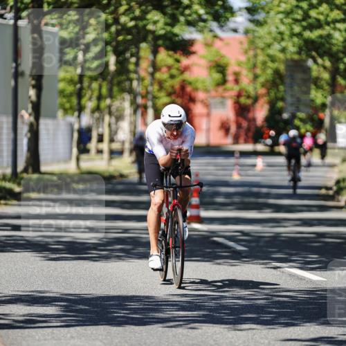 09.08.2026 - GEWOBA Citytriathlon Bremen Michael Burmester http://msf.ph/oto/9948876 09.08.2026 12:41:56 Radfahren 578, 684, 718, 731, 1107, 1123 meine-sportfotos.de