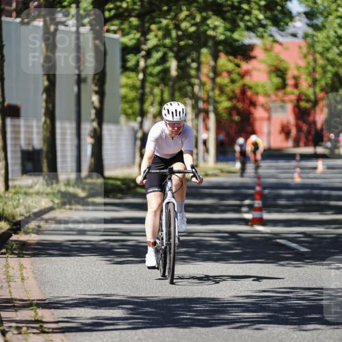 09.08.2026 - GEWOBA Citytriathlon Bremen Michael Burmester http://msf.ph/oto/9948880 09.08.2026 12:42:01 Radfahren 578, 684, 1107, 1123 meine-sportfotos.de