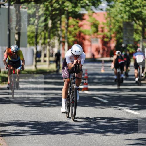 09.08.2026 - GEWOBA Citytriathlon Bremen Michael Burmester http://msf.ph/oto/9948884 09.08.2026 12:42:08 Radfahren 684, 753, 1102, 1107, 1153 meine-sportfotos.de
