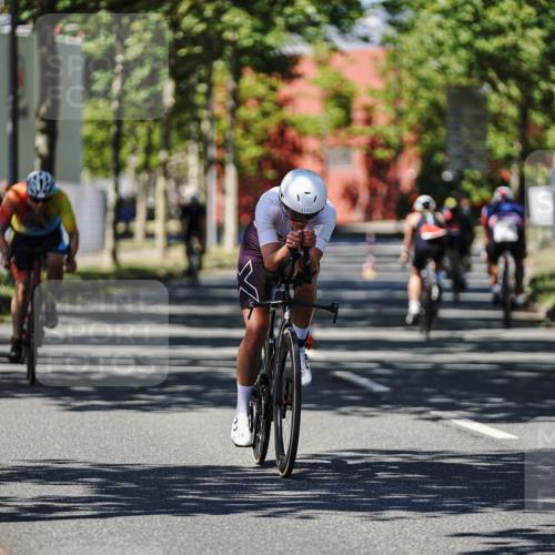 09.08.2026 - GEWOBA Citytriathlon Bremen Michael Burmester http://msf.ph/oto/9948885 09.08.2026 12:42:08 Radfahren 684, 753, 1102, 1107, 1153 meine-sportfotos.de