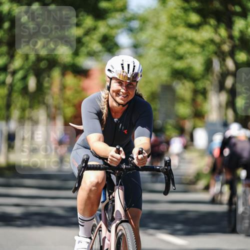 09.08.2026 - GEWOBA Citytriathlon Bremen Michael Burmester http://msf.ph/oto/9948919 09.08.2026 12:42:41 Radfahren 681, 720, 768, 870, 885, 942, 966, 1104 meine-sportfotos.de