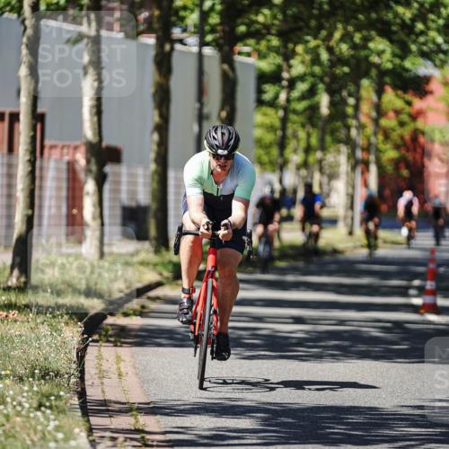 09.08.2026 - GEWOBA Citytriathlon Bremen Michael Burmester http://msf.ph/oto/9948921 09.08.2026 12:42:43 Radfahren 681, 720, 885, 942, 966, 1104, 1140 meine-sportfotos.de