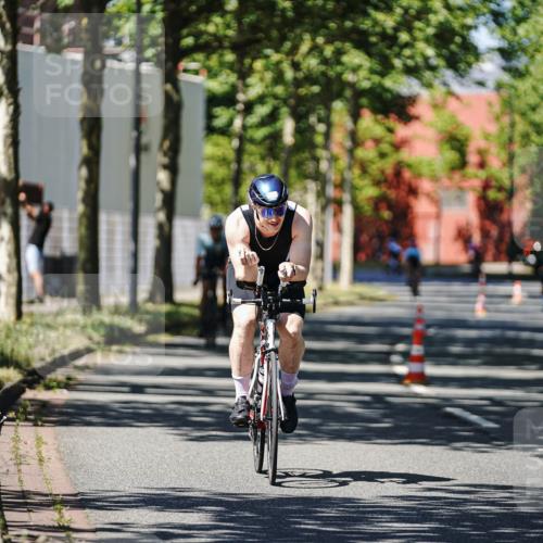 09.08.2026 - GEWOBA Citytriathlon Bremen Michael Burmester http://msf.ph/oto/9948937 09.08.2026 12:42:56 Radfahren 543, 588, 649, 681, 785, 890, 942, 1010, 1104, 1140 meine-sportfotos.de