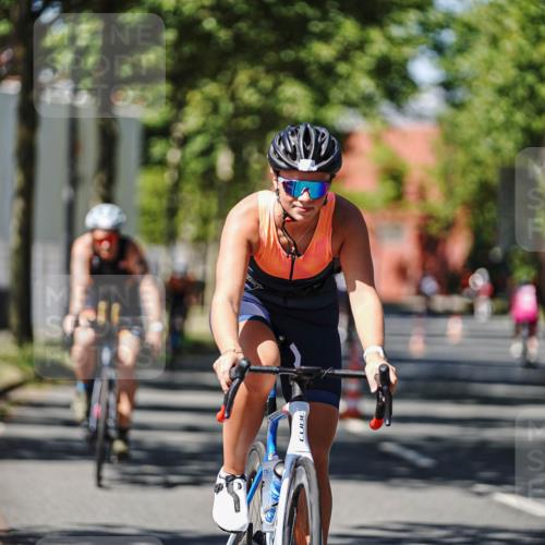 09.08.2026 - GEWOBA Citytriathlon Bremen Michael Burmester http://msf.ph/oto/9948961 09.08.2026 12:43:16 Radfahren 546, 558, 621, 649, 674, 700, 859, 887, 944, 945, 991, 996, 1108 meine-sportfotos.de