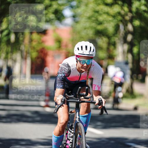 09.08.2026 - GEWOBA Citytriathlon Bremen Michael Burmester http://msf.ph/oto/9948983 09.08.2026 12:43:26 Radfahren 546, 558, 621, 643, 674, 700, 712, 732, 797, 887, 898, 944, 945, 989, 991, 996, 1105, 1108, 1148 meine-sportfotos.de