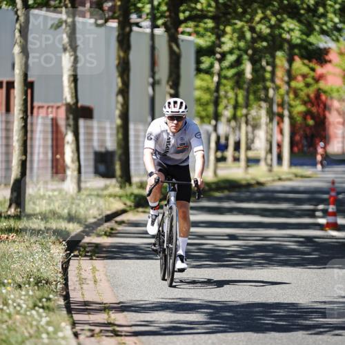 09.08.2026 - GEWOBA Citytriathlon Bremen Michael Burmester http://msf.ph/oto/9949004 09.08.2026 12:43:46 Radfahren 633, 1125 meine-sportfotos.de