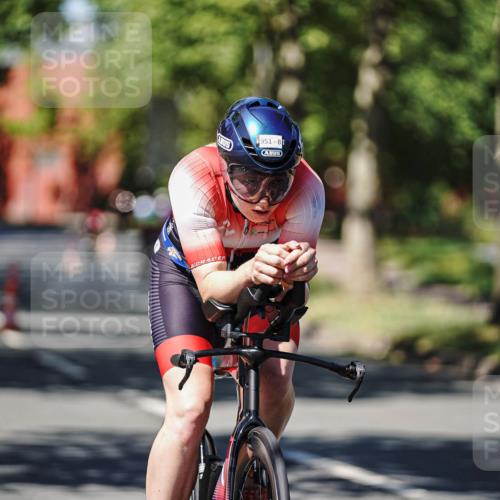 09.08.2026 - GEWOBA Citytriathlon Bremen Michael Burmester http://msf.ph/oto/9949012 09.08.2026 12:43:58 Radfahren 614, 633, 951, 1125 meine-sportfotos.de