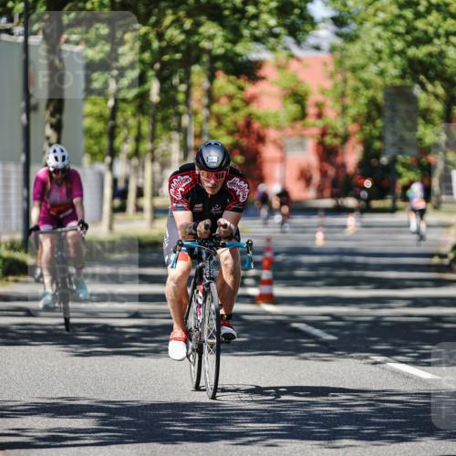 09.08.2026 - GEWOBA Citytriathlon Bremen Michael Burmester http://msf.ph/oto/9949014 09.08.2026 12:44:03 Radfahren 614, 661, 891, 951, 974 meine-sportfotos.de