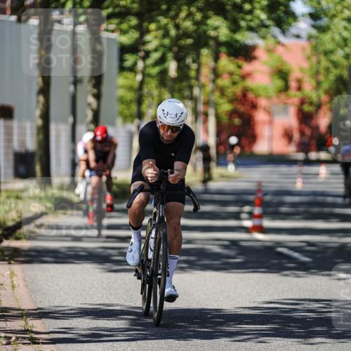 09.08.2026 - GEWOBA Citytriathlon Bremen Michael Burmester http://msf.ph/oto/9949028 09.08.2026 12:44:10 Radfahren 614, 660, 661, 714, 891, 951, 957, 974 meine-sportfotos.de