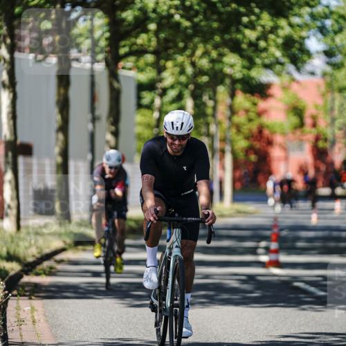 09.08.2026 - GEWOBA Citytriathlon Bremen Michael Burmester http://msf.ph/oto/9949043 09.08.2026 12:44:21 Radfahren 587, 629, 658, 660, 714, 854, 957, 974, 1014, 1106 meine-sportfotos.de