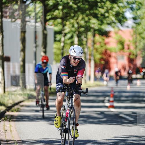09.08.2026 - GEWOBA Citytriathlon Bremen Michael Burmester http://msf.ph/oto/9949045 09.08.2026 12:44:22 Radfahren 587, 629, 658, 660, 714, 854, 957, 974, 1014, 1106, 1122 meine-sportfotos.de