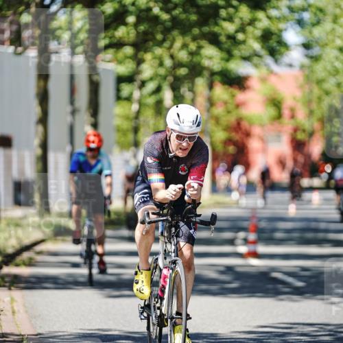 09.08.2026 - GEWOBA Citytriathlon Bremen Michael Burmester http://msf.ph/oto/9949046 09.08.2026 12:44:23 Radfahren 587, 629, 658, 660, 714, 779, 854, 957, 974, 1014, 1106, 1122, 1152 meine-sportfotos.de