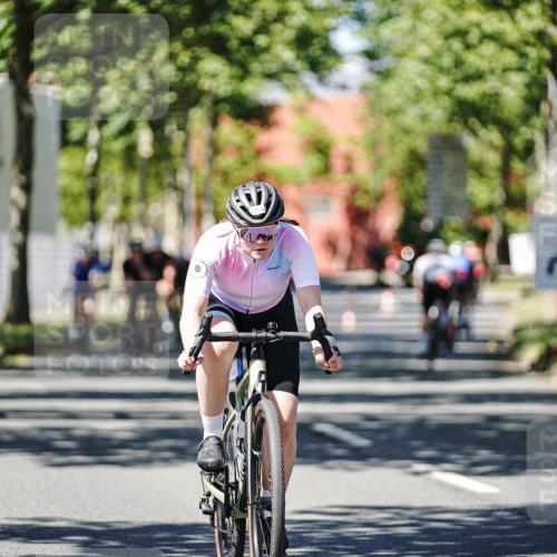 09.08.2026 - GEWOBA Citytriathlon Bremen Michael Burmester http://msf.ph/oto/9949056 09.08.2026 12:44:27 Radfahren 587, 629, 658, 669, 714, 771, 779, 854, 957, 1014, 1106, 1122, 1152 meine-sportfotos.de