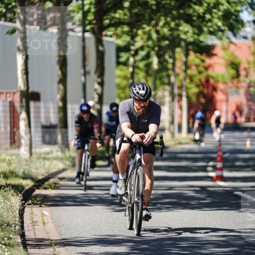 09.08.2026 - GEWOBA Citytriathlon Bremen Michael Burmester http://msf.ph/oto/9949080 09.08.2026 12:44:49 Radfahren 654, 666, 729, 801, 813, 831, 842, 936, 941, 1117 meine-sportfotos.de