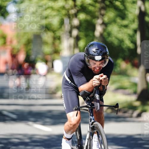 09.08.2026 - GEWOBA Citytriathlon Bremen Michael Burmester http://msf.ph/oto/9949085 09.08.2026 12:44:51 Radfahren 666, 729, 813, 831, 842, 936, 941, 985, 1117 meine-sportfotos.de