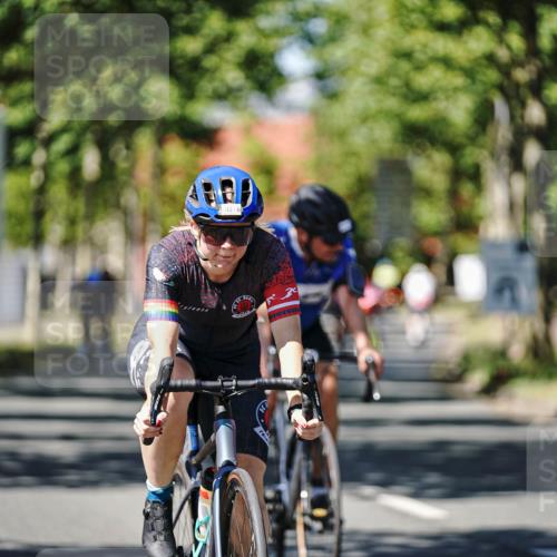 09.08.2026 - GEWOBA Citytriathlon Bremen Michael Burmester http://msf.ph/oto/9949086 09.08.2026 12:44:52 Radfahren 666, 729, 813, 831, 842, 936, 941, 985, 1117 meine-sportfotos.de