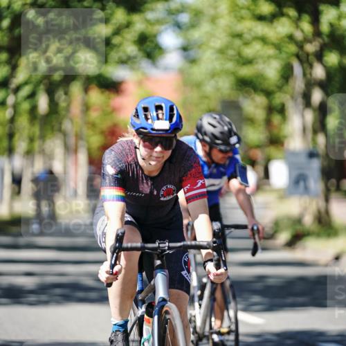 09.08.2026 - GEWOBA Citytriathlon Bremen Michael Burmester http://msf.ph/oto/9949087 09.08.2026 12:44:52 Radfahren 666, 729, 813, 831, 842, 936, 941, 985, 1117 meine-sportfotos.de