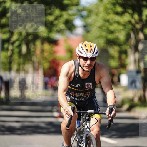 09.08.2026 - GEWOBA Citytriathlon Bremen Michael Burmester http://msf.ph/oto/9949100 09.08.2026 12:45:02 Radfahren 556, 607, 631, 666, 690, 729, 813, 831, 842, 843, 853, 862, 941, 985, 1117 meine-sportfotos.de