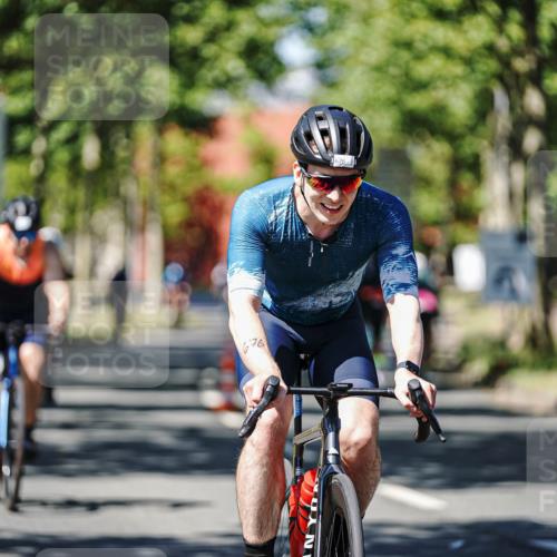 09.08.2026 - GEWOBA Citytriathlon Bremen Michael Burmester http://msf.ph/oto/9949117 09.08.2026 12:45:10 Radfahren 549, 556, 597, 607, 610, 631, 676, 690, 843, 853, 862, 878, 985, 997, 1128, 1157 meine-sportfotos.de