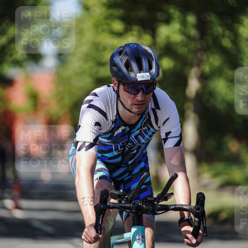09.08.2026 - GEWOBA Citytriathlon Bremen Michael Burmester http://msf.ph/oto/9949137 09.08.2026 12:45:21 Radfahren 549, 551, 597, 610, 676, 738, 764, 878, 997, 1001, 1128, 1157 meine-sportfotos.de