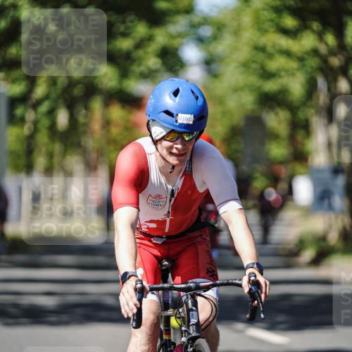 09.08.2026 - GEWOBA Citytriathlon Bremen Michael Burmester http://msf.ph/oto/9949139 09.08.2026 12:45:27 Radfahren 549, 551, 585, 738, 764, 828, 878, 997, 1001, 1004, 1157 meine-sportfotos.de