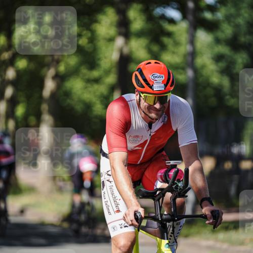 09.08.2026 - GEWOBA Citytriathlon Bremen Michael Burmester http://msf.ph/oto/9949140 09.08.2026 12:45:28 Radfahren 549, 551, 585, 738, 764, 828, 878, 997, 1001, 1004, 1157 meine-sportfotos.de