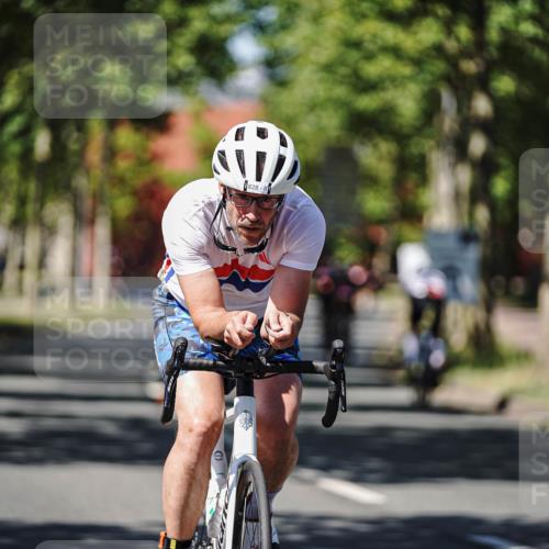 09.08.2026 - GEWOBA Citytriathlon Bremen Michael Burmester http://msf.ph/oto/9949142 09.08.2026 12:45:31 Radfahren 551, 585, 738, 764, 828, 1001, 1004 meine-sportfotos.de