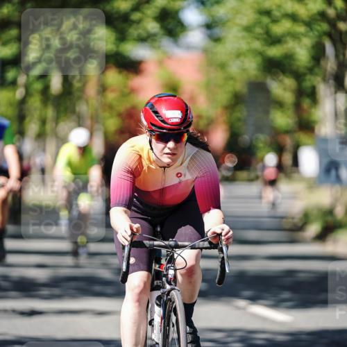 09.08.2026 - GEWOBA Citytriathlon Bremen Michael Burmester http://msf.ph/oto/9949148 09.08.2026 12:45:44 Radfahren 630, 632, 723, 791, 830, 856, 881, 908, 922, 927, 1011 meine-sportfotos.de