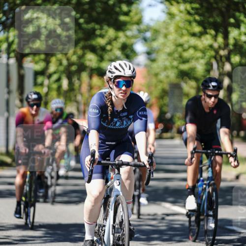 09.08.2026 - GEWOBA Citytriathlon Bremen Michael Burmester http://msf.ph/oto/9949155 09.08.2026 12:45:48 Radfahren 630, 632, 691, 723, 791, 830, 856, 881, 908, 922, 927, 962, 1007, 1011 meine-sportfotos.de
