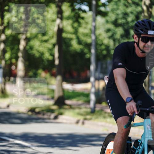 09.08.2026 - GEWOBA Citytriathlon Bremen Michael Burmester http://msf.ph/oto/9949162 09.08.2026 12:45:51 Radfahren 630, 632, 691, 723, 791, 830, 856, 881, 908, 913, 922, 927, 962, 1007, 1011 meine-sportfotos.de