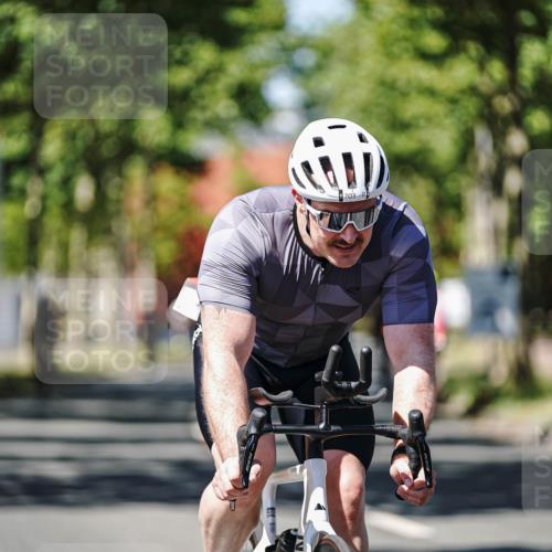 09.08.2026 - GEWOBA Citytriathlon Bremen Michael Burmester http://msf.ph/oto/9949173 09.08.2026 12:46:00 Radfahren 630, 632, 691, 698, 703, 723, 775, 791, 881, 899, 908, 913, 962, 1007 meine-sportfotos.de
