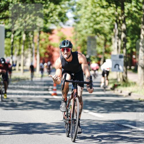 09.08.2026 - GEWOBA Citytriathlon Bremen Michael Burmester http://msf.ph/oto/9949176 09.08.2026 12:46:04 Radfahren 691, 698, 703, 746, 775, 791, 881, 899, 913, 962, 1002, 1007 meine-sportfotos.de